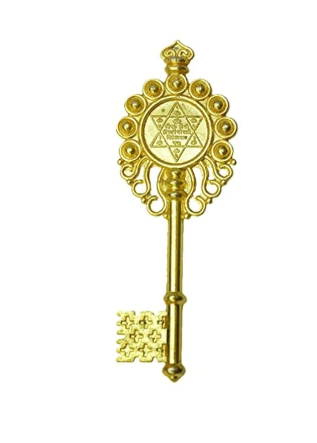 Metal Kuber Kunji Key Color Gold Polished Metal Fengshui Kuber Kunji Key, Holy Spiritual Showpiece Kuber Kunji Key for Money and Prosperity